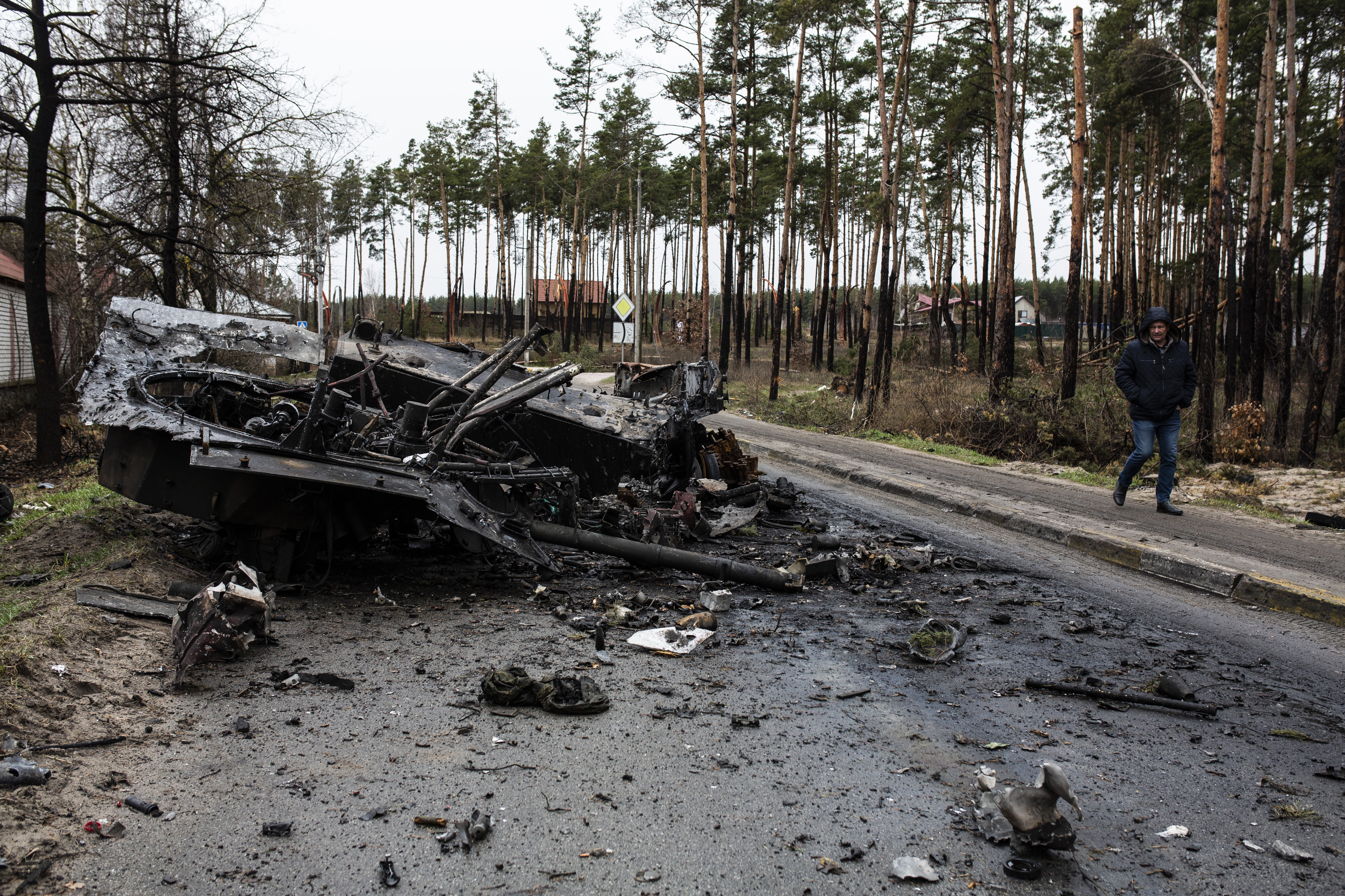 Russia's war dead belie its slogan that no one is left behind - Vimarsana News