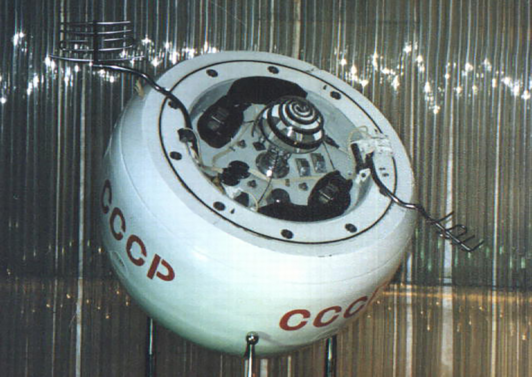 space-debris-
