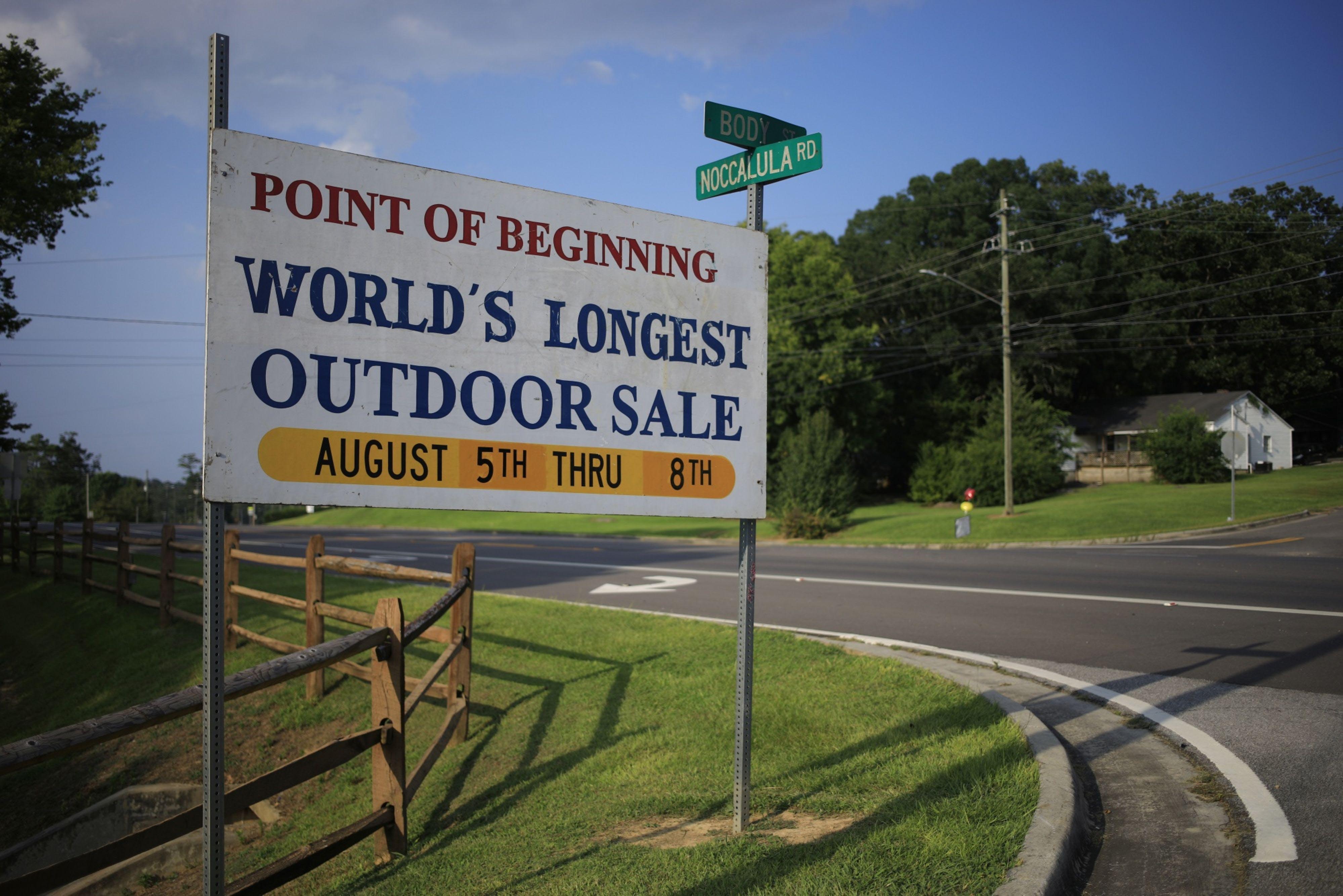 The starting point of the 127 Yard Sale in Gadsden, Ala., isn't actually on Route 127. MUST CREDIT: Bloomberg photo by Luke Sharrett.